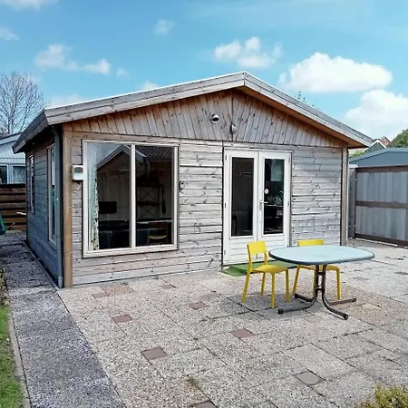 Tiny House Nabij De Kust Horská chata Dirkshorn